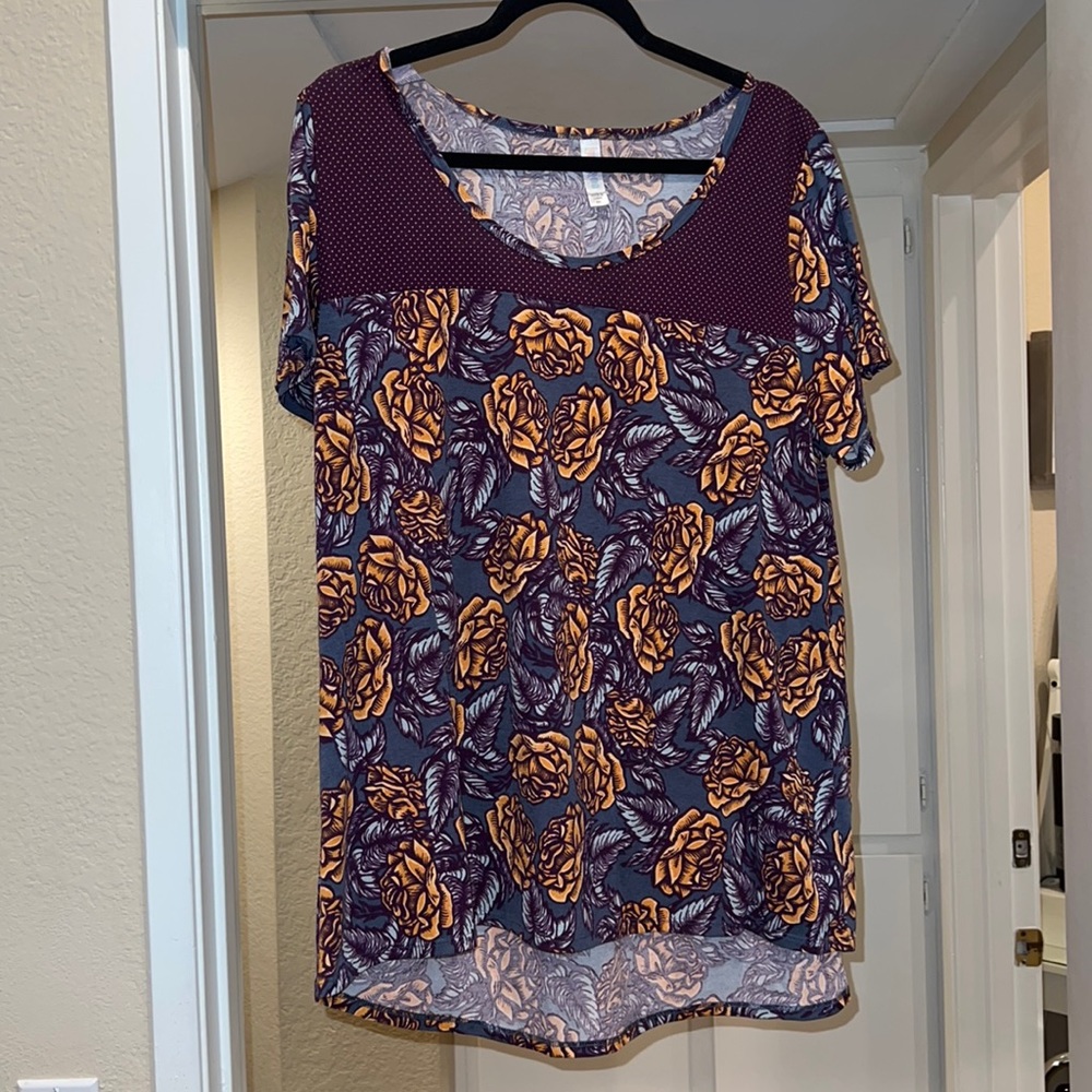 Floral classic tee